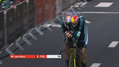 Wout van Aert is aan eerste tussenpunt zes seconden trager dan João Almeida, Stefan Küng duwt Callum Thornley uit de ho…