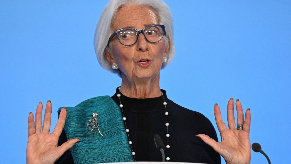 "Ce n'est vraiment pas une bonne idée": Christine Lagarde estime qu'une annulation de la dette détenue par la BCE, comm…