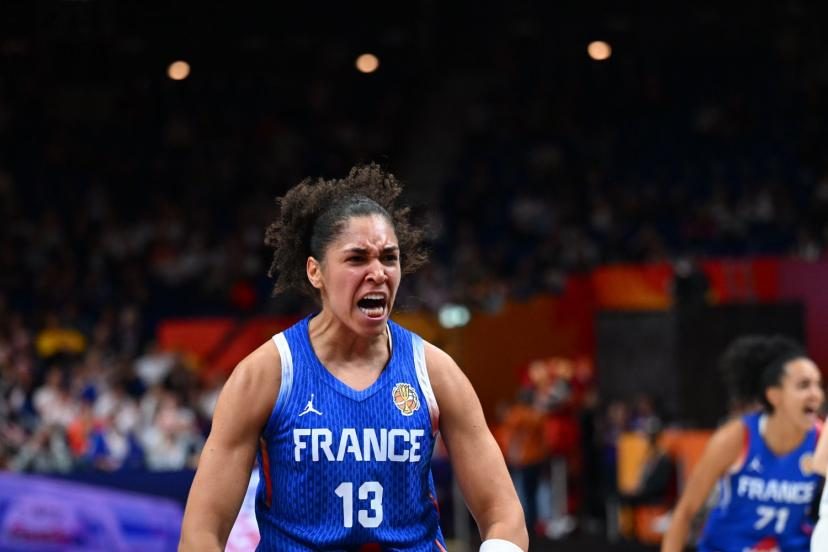 L'équipe de France corrige la Chine et se qualifie pour sa première demi-finale de Coupe du monde