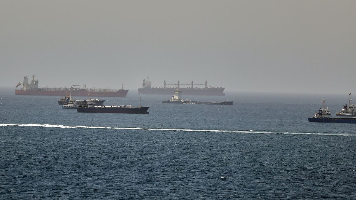 Angriff auf Schiff, Pipeline zu: Ölversorgung gerät noch mehr unter Druck