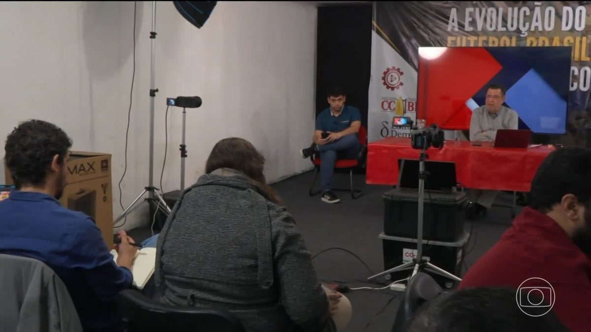 Rui Costa Pimenta, candidato à Presidência pelo PCO, faz campanha em São Paulo