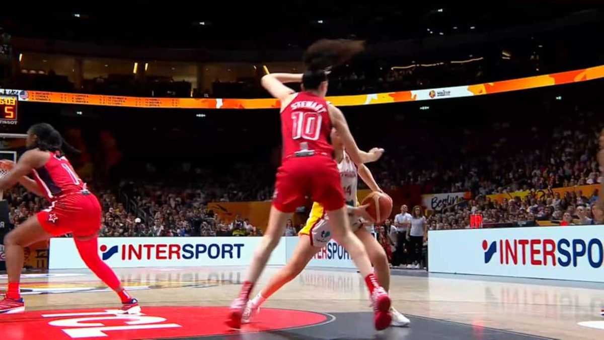 Mondiali, Martin fa impazzire Breanna Stewart: che canestro