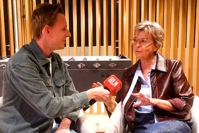 Opvolgster Ingeborg niet met open armen ontvangen in ‘Kotmadam Sarafian’: “De studenten kenden ‘Schuif af’ niet. En m’n…