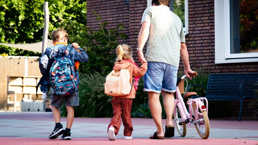 Onderwijsraad ziet 'verharding' van verhouding ouders en scholen