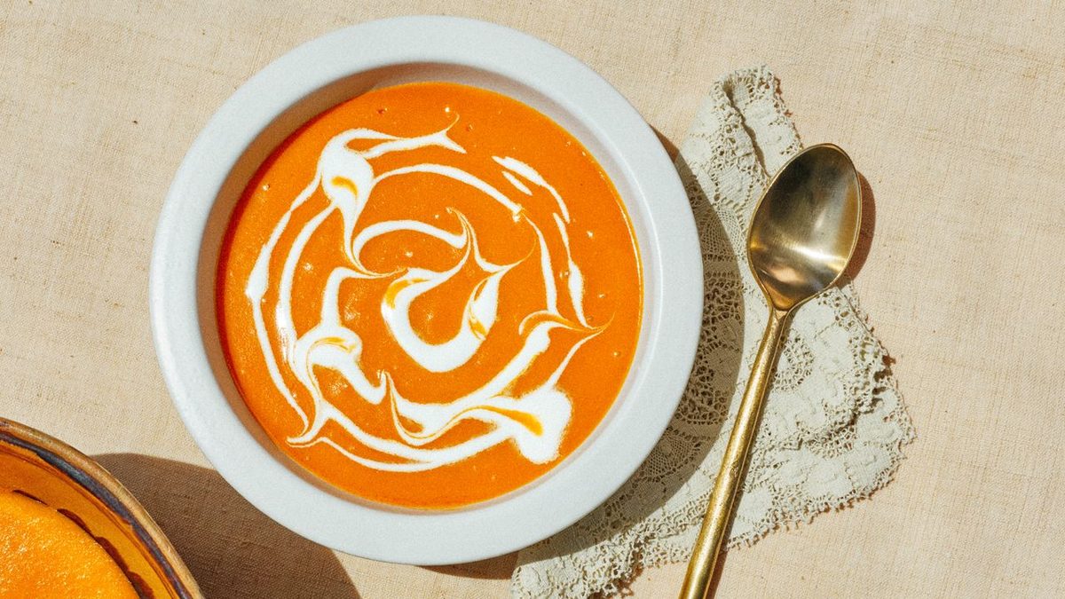 The 3-Ingredient Pumpkin Soup You’ll Fall For