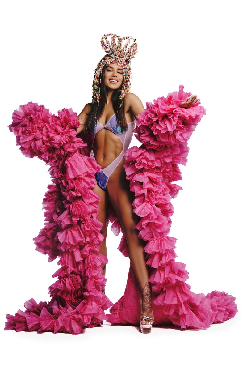 Anitta anuncia 'maior ensaio de carnaval de todos os tempos' no Rio