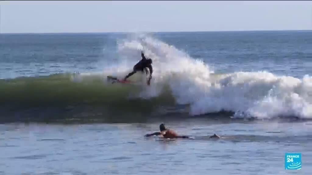 Les surfeurs français testent la vague californienne des JO 2028