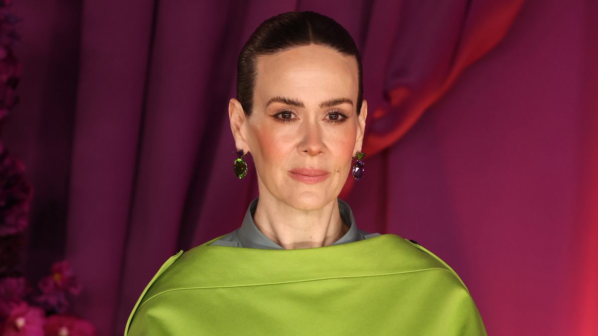 Sarah Paulson Says Negative Reviews of Hulu’s ‘All’s Fair’ Are ‘Painful,’ But She’s Had the ‘Time of My Life’
