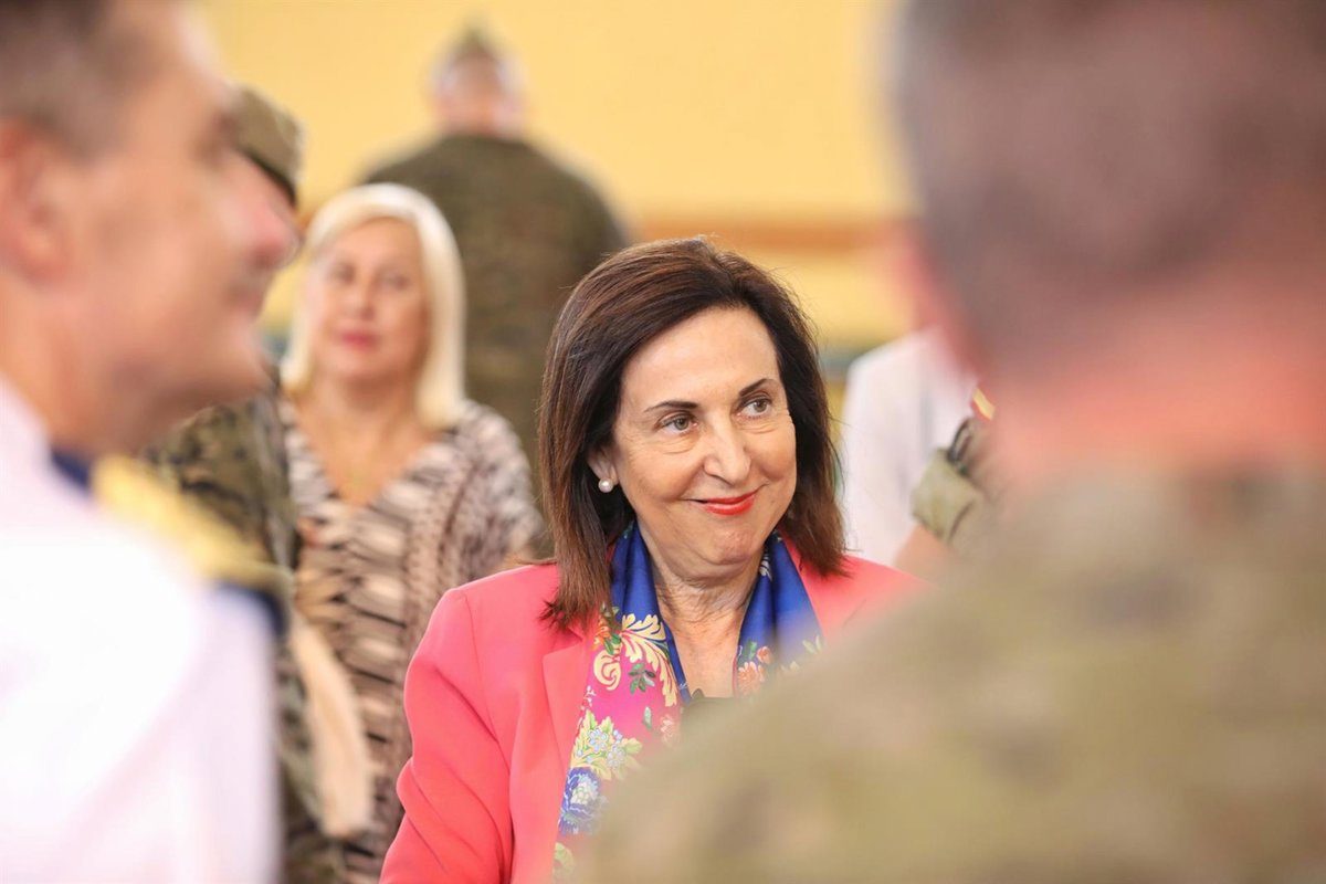Jueza y con voz propia, Margarita Robles logra el título de ministra de Defensa más longeva de la democracia