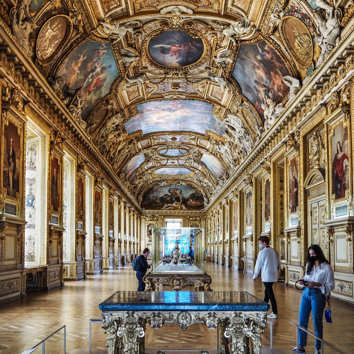 After Louvre Jewel Heist, Robberies Continue at French Museums