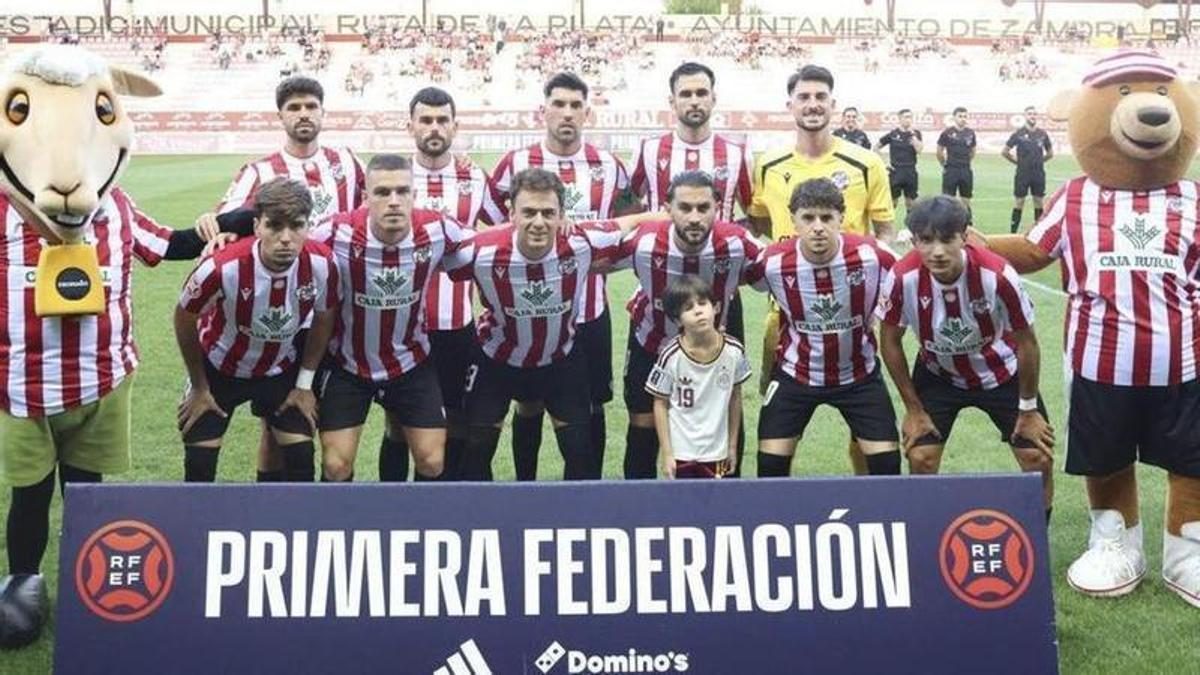 El Zamora CF quiere competir para ganar al Arenas de Getxo
