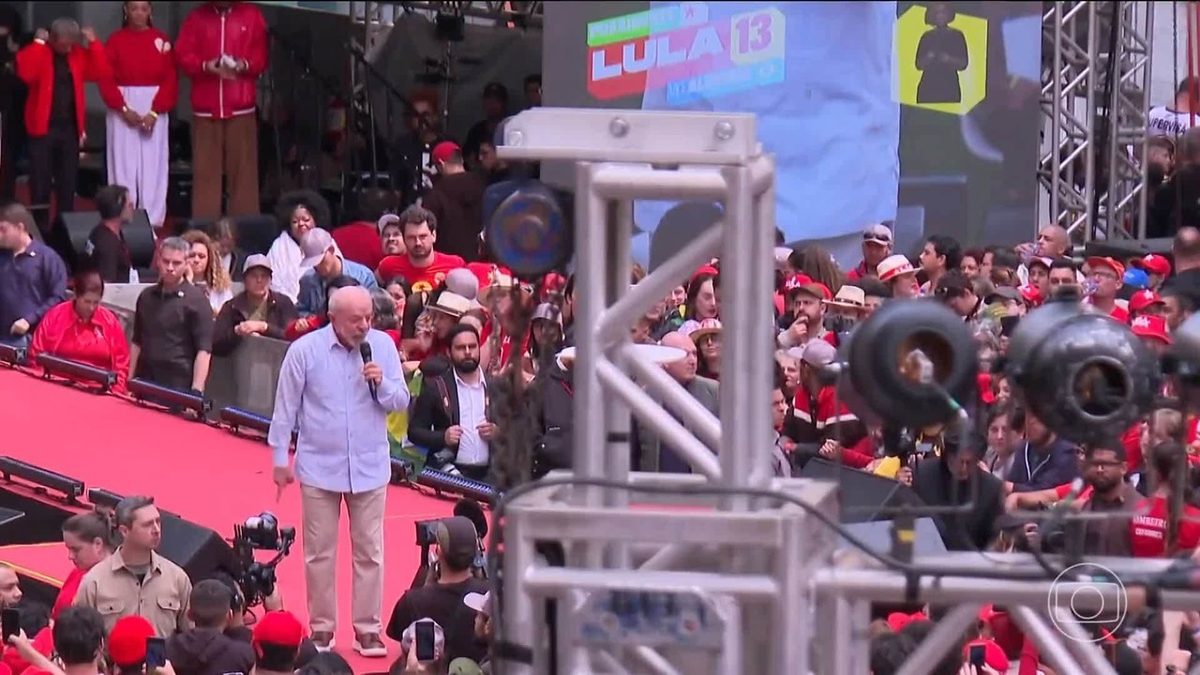 Lula, candidato à Presidência pelo PL, faz campanha no Paraná