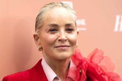 Sharon Stone (68) heeft al langere tijd geen seks meer: “Al een hele tijd heb ik helemaal geen geluk”