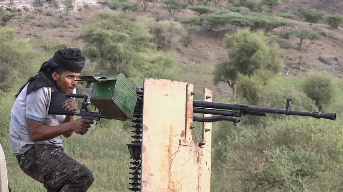 Saudi Arabia cuts oil output to lowest this year on Houthi threats