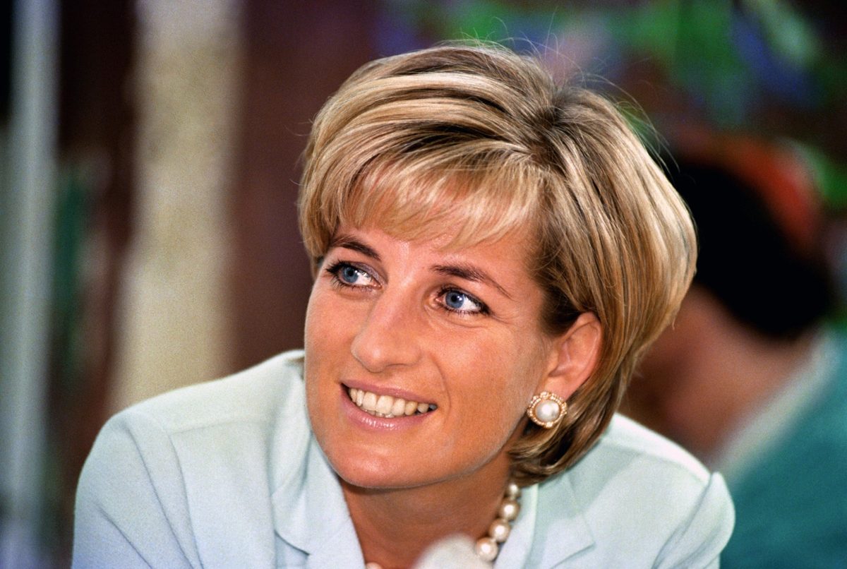 Iconische revenge dress van prinses Diana gaat opnieuw onder de hamer