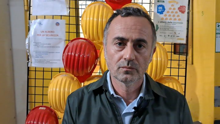 De Palma (Fiom): “Per l’Ilva serve un socio pubblico. Urso? Se alle parole corrispondessero posti di lavoro, avremmo pi…
