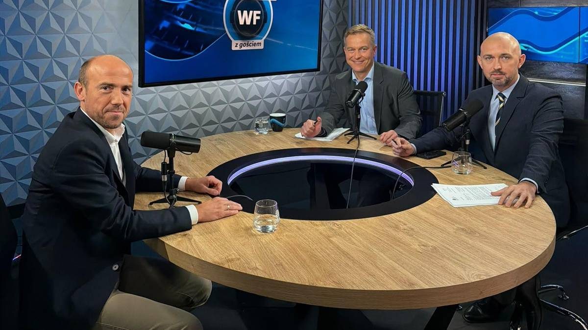 Borys Budka w programie "Polityczny WF z gościem". Oglądaj od 11:15