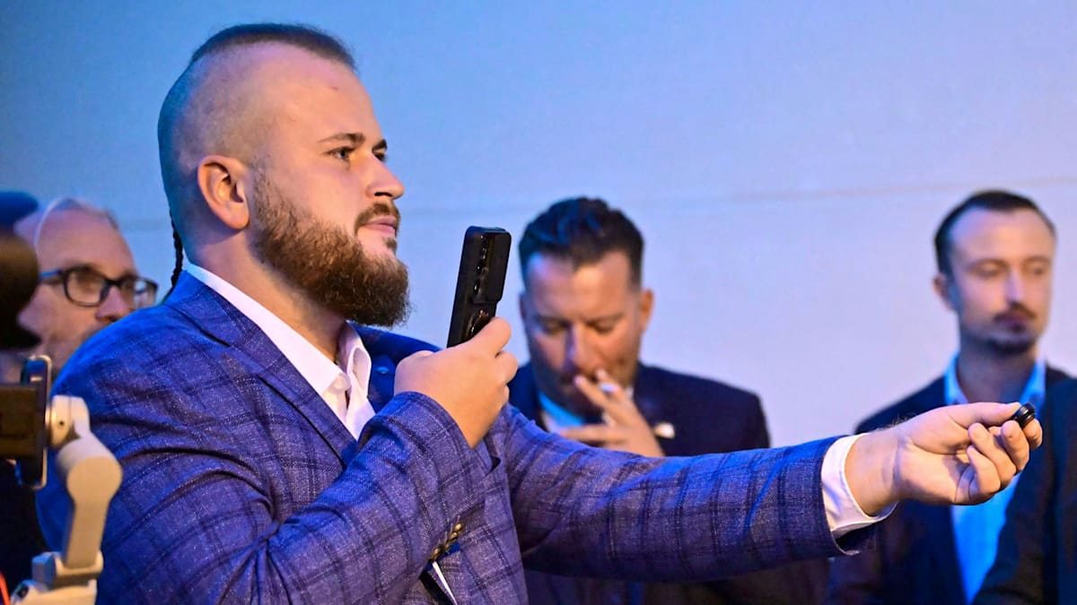 Streamer geht „Spiegel“-Journalistin verbal an – AfD-Spitze distanziert sich