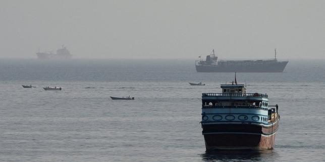 Détroit d’Ormuz : une frappe contre un navire marchand iranien fait un mort, selon l’Iran