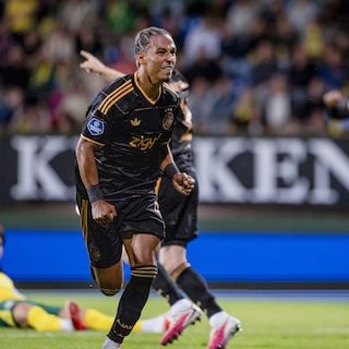 Thilo Kehrer na fraaie entree voor Ajax: ‘Ik denk dat mijn stijl heel goed bij de filosofie van Ajax en van de trainer…