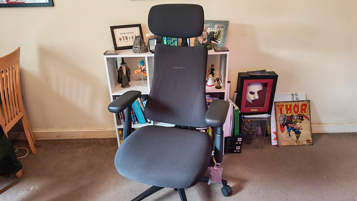 Do gaming chairs need fans in them? Absolutely not, but that's just about the only thing that could make the LiberNovo…