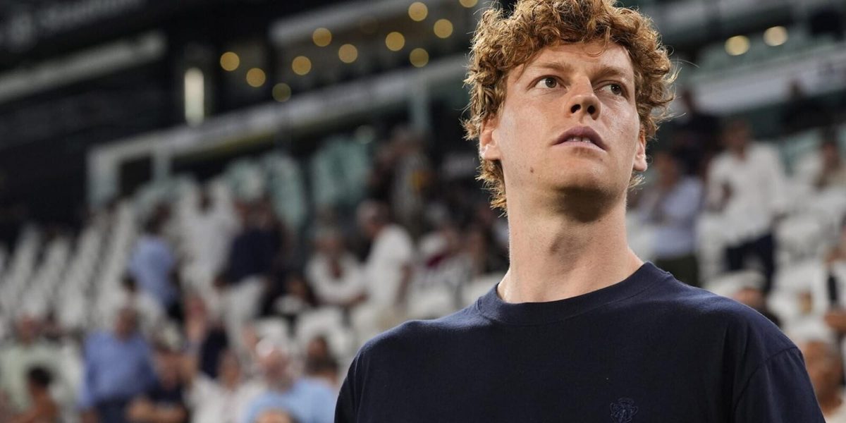 Sinner lascia Torino e rientra a Montecarlo dopo le visite al J Medical: "Per ora ancora poco tennis"