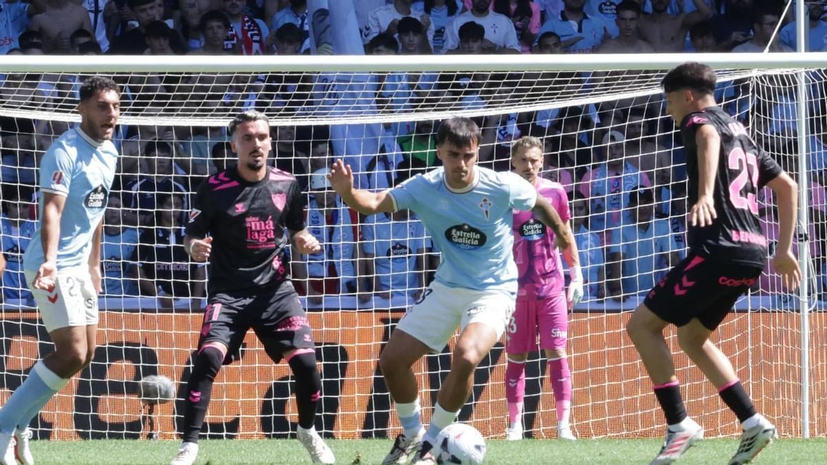 Un córner y la falta de colmillo frustran al mejor Celta del curso