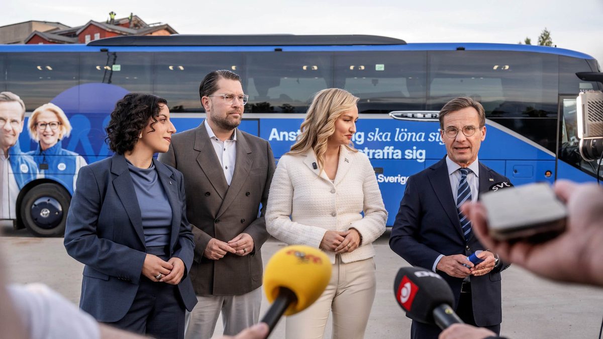 Världens blickar på Sverige: ”Förödande”