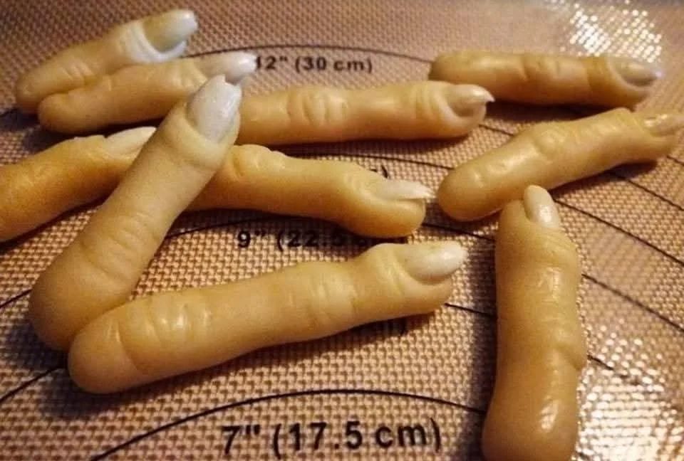 Some snacks to halloween that i made a few years ago🎃👻🦴☠️
