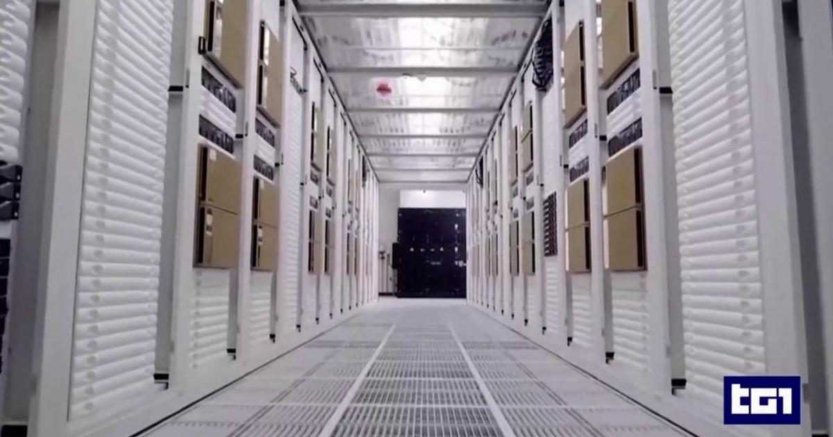 Amodei alla Cbs: "Agenti AI potrebbero presto controllare internet". Altman e Musk: "Ok su regole"