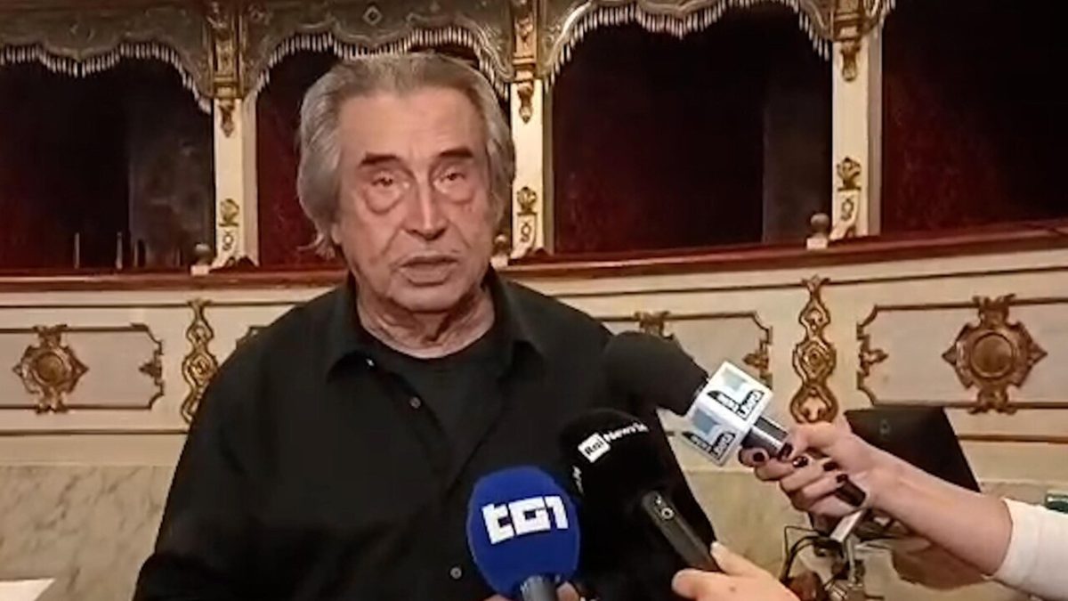 A Villa Verdi Giuli ricuce con Muti: "Presto si vedranno i cantieri"