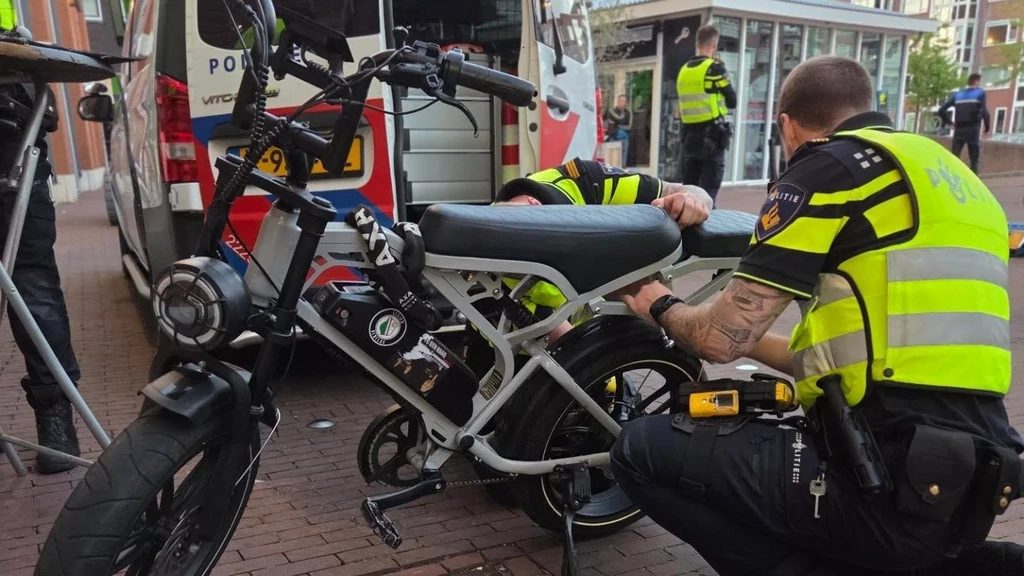 Politie onderschept bij verkeerscontrole fatbike die 80 km/u kan