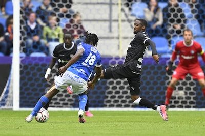 LIVE. Joris Kayembe knalt tegen de paal: nog altijd 1-1 in Genk-Gent