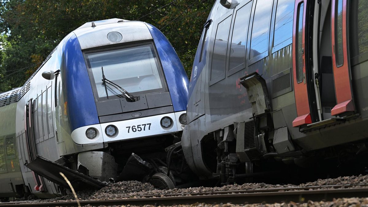 Déraillement d’un TER : comment un bout de rail de 300 kg a pu finir sur la voie où l’accident a eu lieu