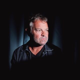 ‘In Gent lopen soms figuren voorbij van wie ik denk: wacht even, is dit een grap of is dit nu hip?’: Adriaan Van den Ho…