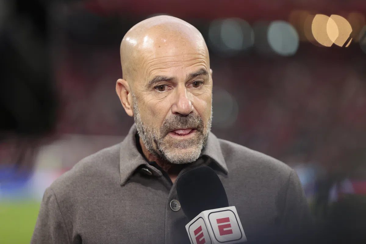 Bosz rouleert bij PSV en laat Bouhamdi starten