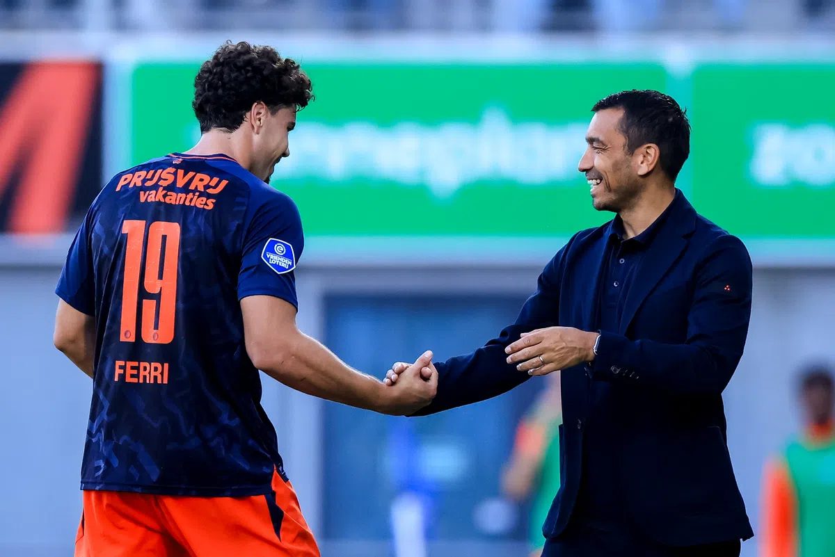 Imponerend Feyenoord vernedert PEC en viert eerste treffers Ferri en Zinhagel