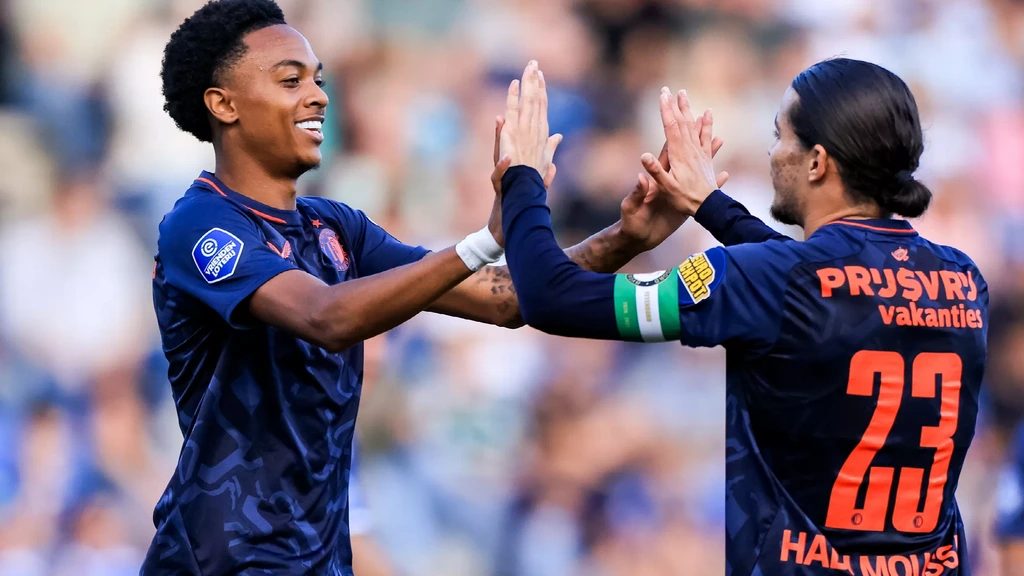 Flitsend Feyenoord haalt met 0-7 uit bij PEC Zwolle, net geen clubrecord