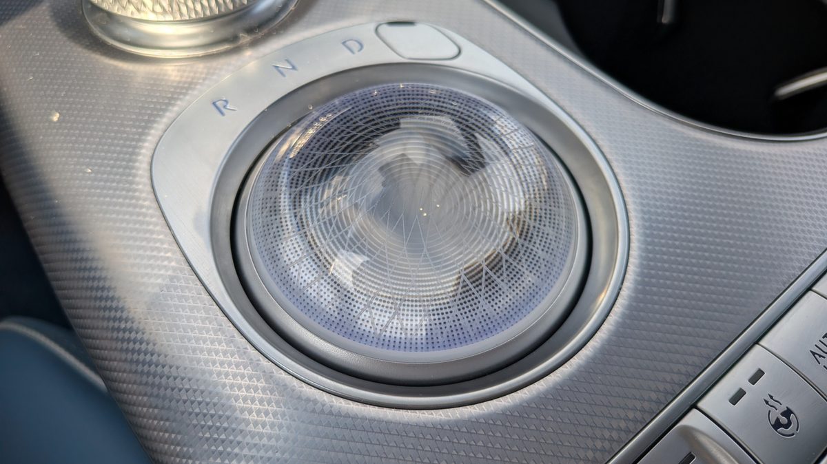 Genesis GV60's Glowing Orb Shifter Is Ridiculous And Completely Unnecessary, And I Couldn't Possibly Love It More