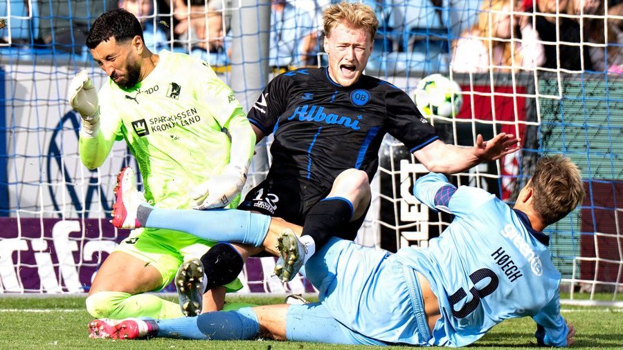 Askou om manglende straffespark: Bliver savet midt over