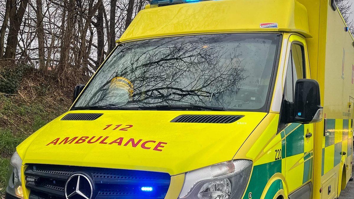Bruidegom overlijdt op weg naar bruiloft: getuige verliest controle over stuur