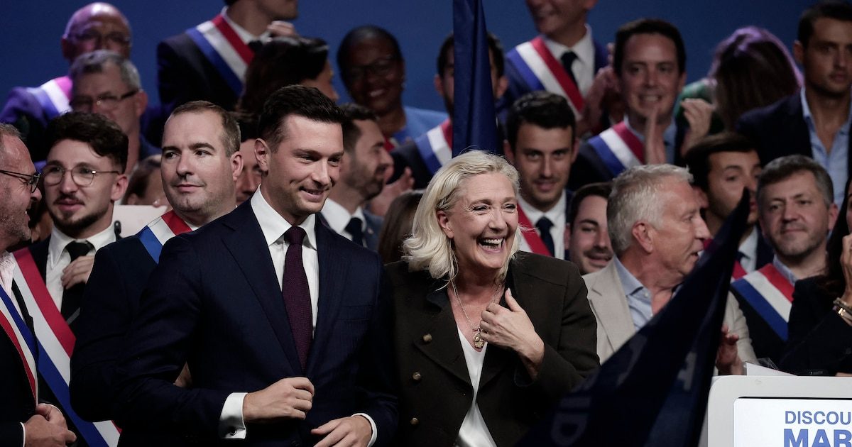 Marine Le Pen-Jordan Bardella : à Hénin-Beaumont, ambiance glaciale et rentrée "sociale"