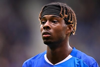Het Genk-publiek fluit Noah Adedeji-Sternberg niet meer uit: “Was niet moeilijk om de knop om te draaien”