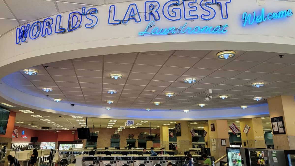 World’s biggest laundromat has an aviary and serves free pizza