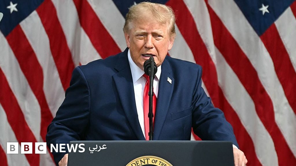 ترامب يلوّح ببقاء أمريكي في إيران و"الاحتفاظ بالنفط على غرار فنزويلا"