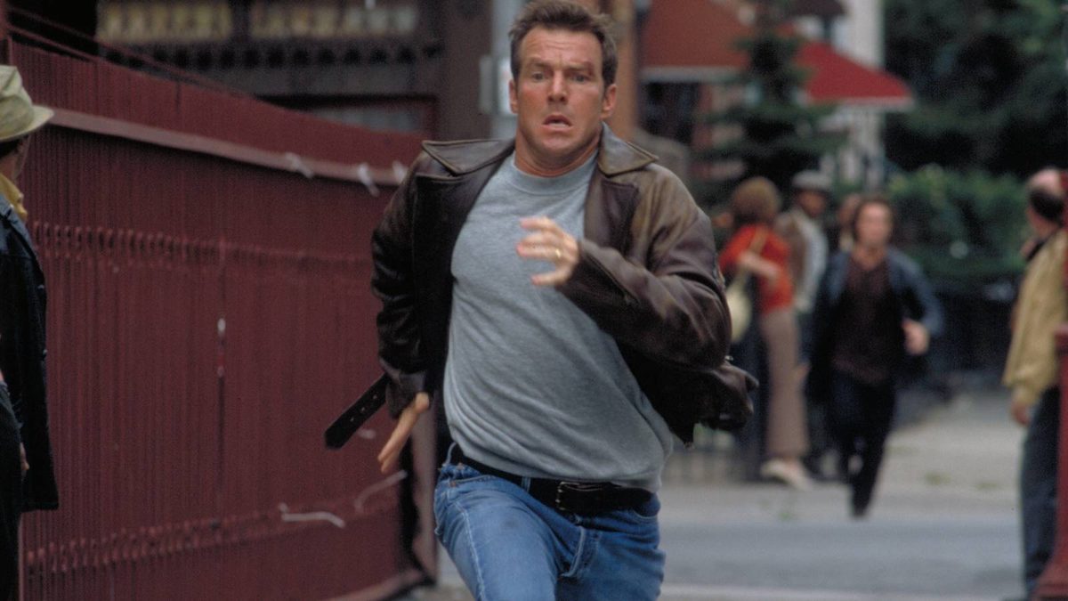 Back To The Future Meets Looper In Dennis Quaid’s Sci-Fi Movie Hitting Major Streaming Milestone