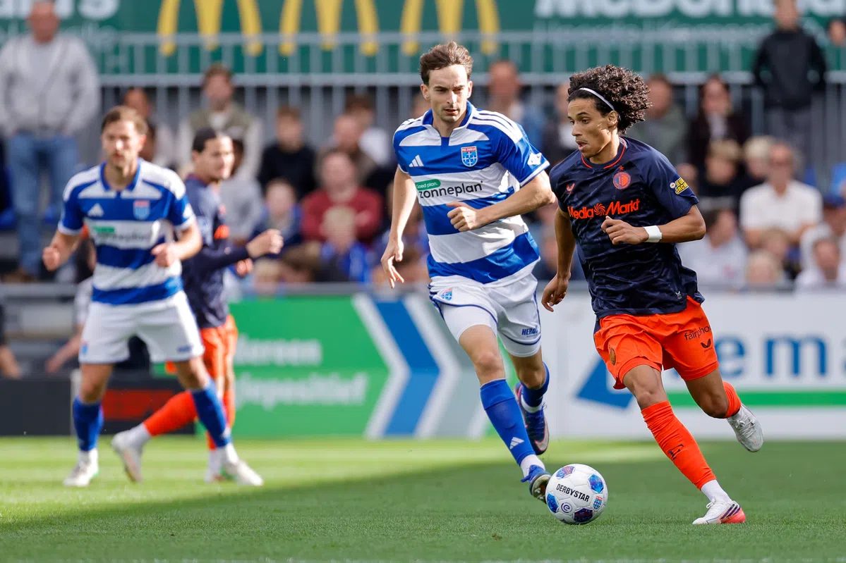 El Ahmadi onder de indruk: 'Feyenoord heeft CL-tempo meegenomen naar Zwolle'