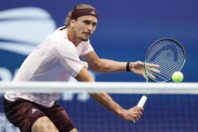 LIVE. Met dank aan ijzersterke tie break: Alexander Zverev schakelt versnelling hoger en pakt ook tweede set