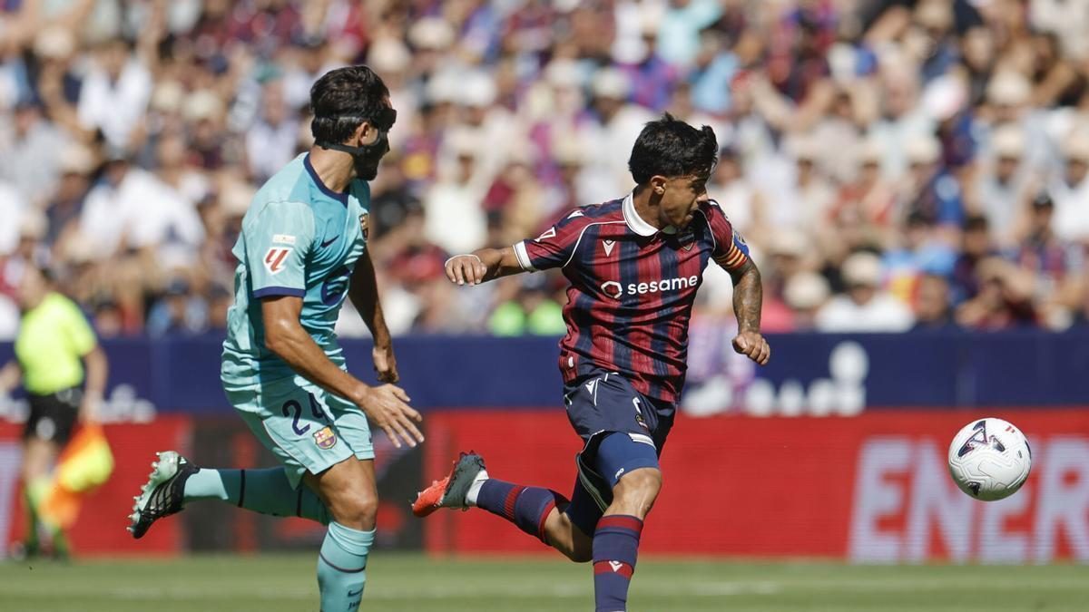 Un Levante UD con mucho pundonor cae contra el FC Barcelona