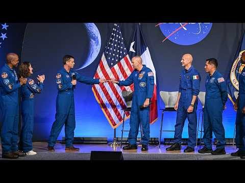 i'm loving this ambitious plan to send humans back to the moon by 2025!
